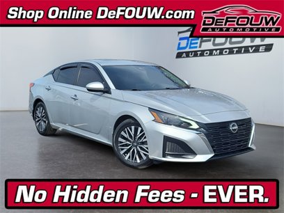 Used 2023 Nissan Altima 2.5 SV w/ SV Premium Package