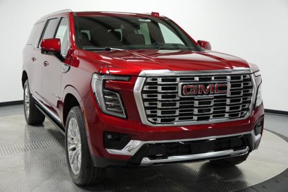 New 2025 GMC Yukon XL Denali w/ Sun & Power Step Package