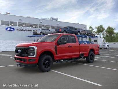 New 2025 Ford F250 4x4 SuperCab Super Duty