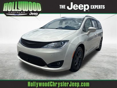 Used 2020 Chrysler Pacifica Touring-L Plus