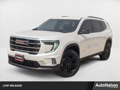 Used 2025 GMC Acadia Elevation w/ Elevation Premium Package