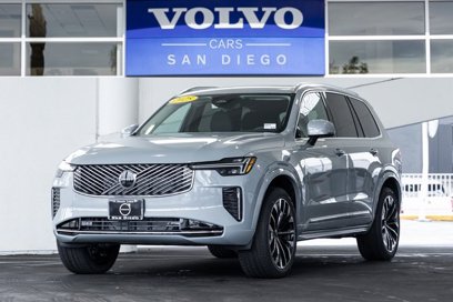 New 2025 Volvo XC90 B5 Core w/ Protection Package Premier
