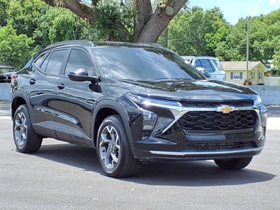 Used 2025 Chevrolet Trax LT w/ Driver Confidence Package