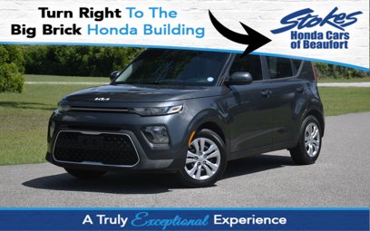 Used 2022 Kia Soul LX