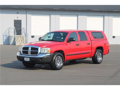 Used 2005 Dodge Dakota SLT