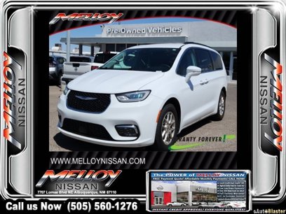 Used 2022 Chrysler Pacifica Touring-L