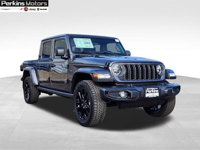 New 2025 Jeep Gladiator Sport