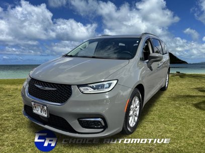 Used 2022 Chrysler Pacifica Touring-L
