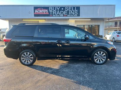 Used 2020 Toyota Sienna LE