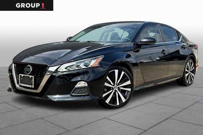 Used 2019 Nissan Altima 2.5 SR w/ SR Premium Package