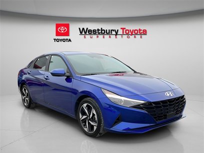 Used 2023 Hyundai Elantra SEL w/ Convenience Package