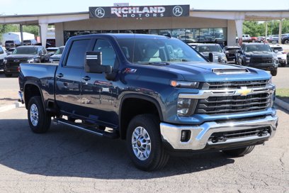 New 2025 Chevrolet Silverado 2500 LT w/ Convenience Package