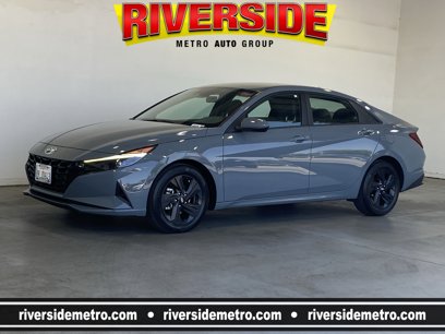 Certified 2023 Hyundai Elantra SEL w/ Preferred Accessory Package