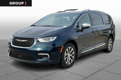 New 2025 Chrysler Pacifica Pinnacle