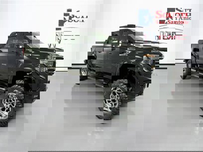 New 2025 GMC Sierra 1500 AT4 w/ AT4 Premium Package