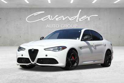 Used 2017 Alfa Romeo Giulia Ti w/ TI 19" Sport Package