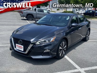 Certified 2022 Nissan Altima 2.5 SV w/ SV Premium Package