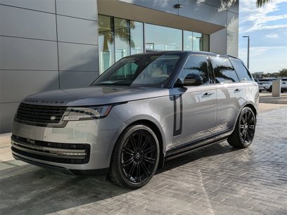 New 2025 Land Rover Range Rover SE