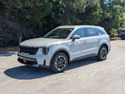 New 2025 Kia Sorento S