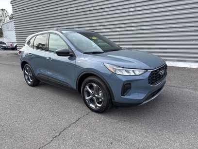 New 2025 Ford Escape ST-Line w/ Equipment Group 301A