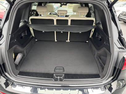 New 2025 Mercedes-Benz GLB 250