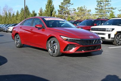 New 2024 Hyundai Elantra SEL w/ Convenience Package