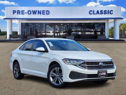 Used 2024 Volkswagen Jetta SE