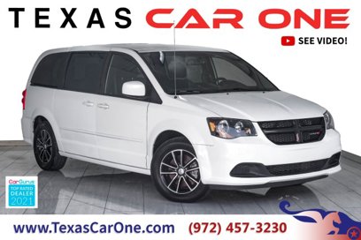 Used 2017 Dodge Grand Caravan SE