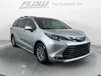 Used 2024 Toyota Sienna XLE