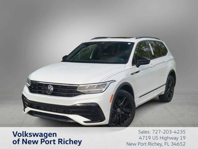 Certified 2022 Volkswagen Tiguan SE R-Line
