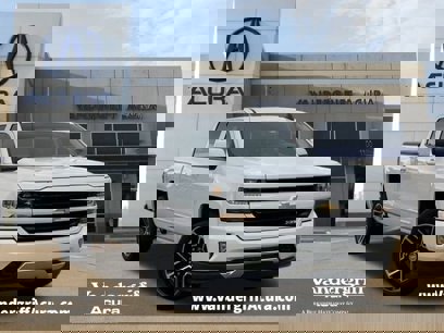 Used 2018 Chevrolet Silverado 1500 LT w/ Texas Edition
