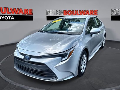 Used 2025 Toyota Corolla LE