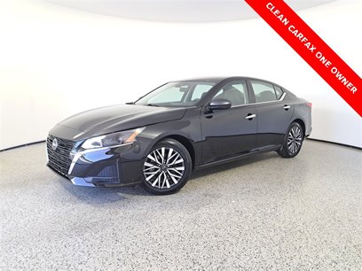 Used 2024 Nissan Altima 2.5 SV