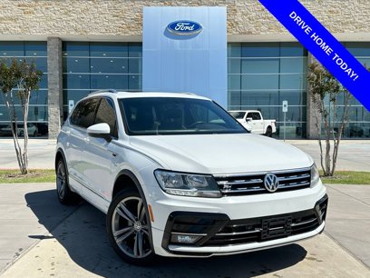Used 2019 Volkswagen Tiguan SEL R-Line