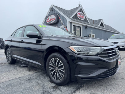 Used 2020 Volkswagen Jetta SE w/ SE Cold Weather Package