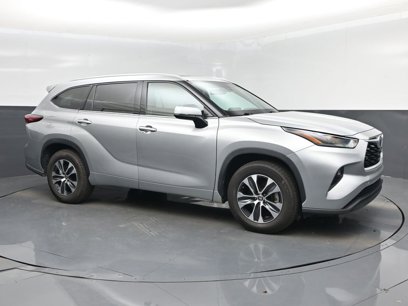 Used 2022 Toyota Highlander XLE