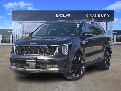 Certified 2025 Kia Sorento EX w/ Panoramic Sunroof Package