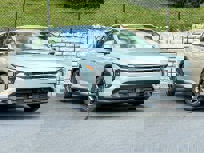New 2025 Kia K4 LXS