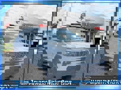 Used 2024 Jeep Compass Latitude