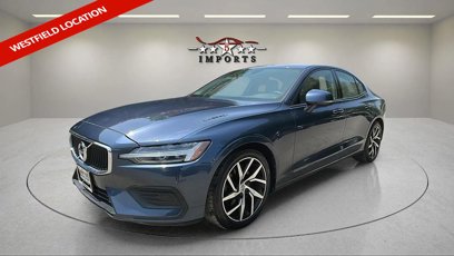 Used 2020 Volvo S60 T5 Momentum