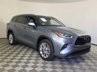 Used 2021 Toyota Highlander Limited