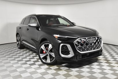 New 2025 Audi SQ5 Premium Plus