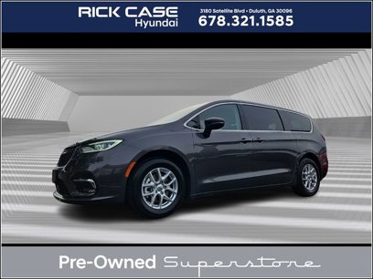 Used 2023 Chrysler Pacifica Touring-L