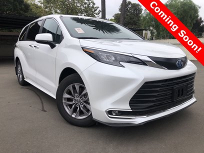 Used 2024 Toyota Sienna XLE