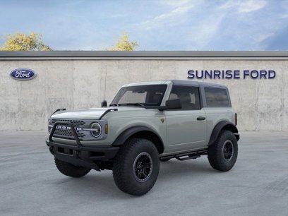 New 2024 Ford Bronco Badlands w/ Sasquatch Package