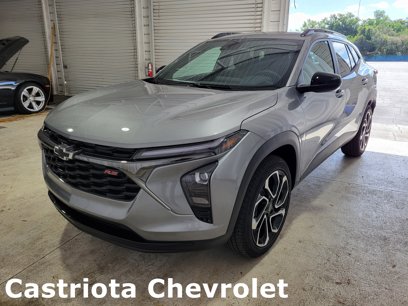 New 2025 Chevrolet Trax RS w/ Sunroof Package
