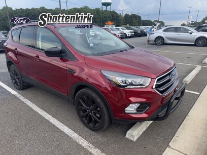 Used 2017 Ford Escape SE w/ Equipment Group 201A