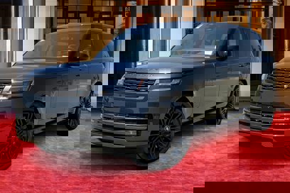 New 2025 Land Rover Range Rover Long Wheelbase SE