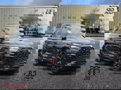 New 2025 Audi SQ5 Premium Plus