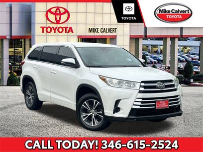 Used 2017 Toyota Highlander LE